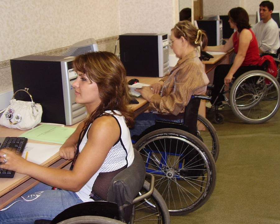 Трудоустройство инвалидов. Фото: http://nrnews.ru